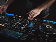 Jolly Roger Restaurant, DJ Jessie