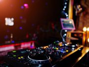 Jolly Roger Restaurant, DJ Night