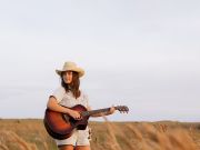 Fish Heads Bar & Grill, Jackie Burns