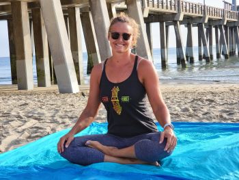 Jennette's Pier, Free Beach Yoga