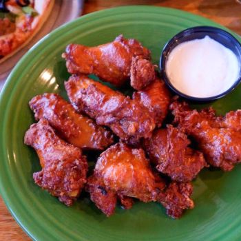 Dare Devil's Pizzeria, Buffalo Style Wings