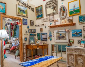 Absolutely Outer Banks, Furniture