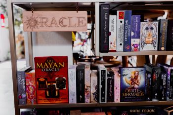 Traveler's Moon, Oracle Decks