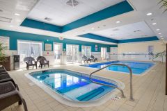 Indoor pool at Hilton Garden Inn Outer Banks/Kitty Hawk