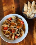 TRiO Restaurant &amp; Market photo