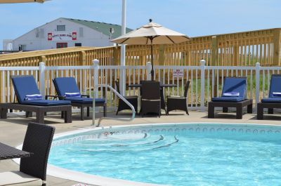 Outdoor pool at Hilton Garden Inn Outer Banks/Kitty Hawk
