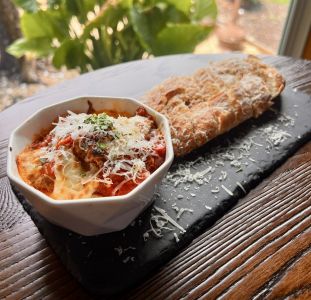 TRiO Restaurant &amp; Market photo