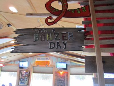 Bonzer Shack Bar &amp; Grill photo
