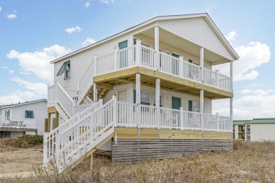 Outer Banks Hotels &amp; Vacation Rentals photo