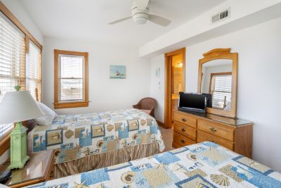 Outer Banks Hotels &amp; Vacation Rentals photo