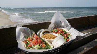 Fishheads Bar &amp; Grill photo