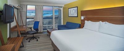Holiday Inn Express Nags Head Oceanfront photo