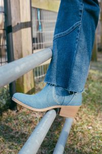 Foxy Flamingo Boutique photo