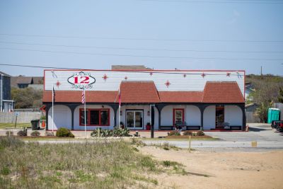 Lucky 12 Tavern photo
