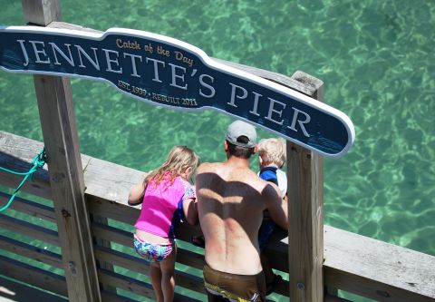 Jennette's Pier, Walk the Pier